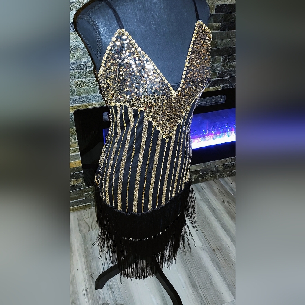 Black & Gold Beaded & Sequin Stretchy Flapper Dress Size M NEW With Tags